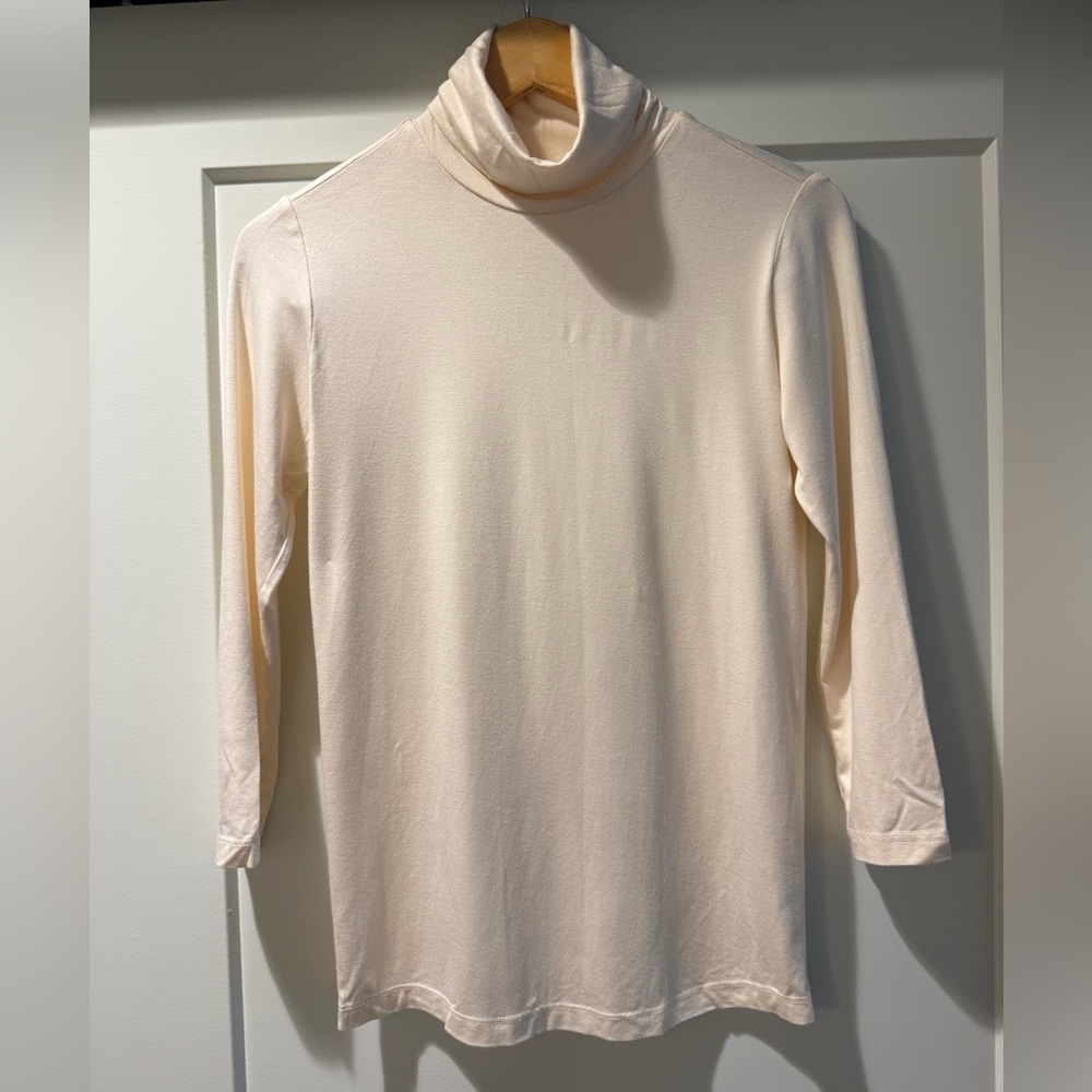 L'AGENCE Turtleneck Top